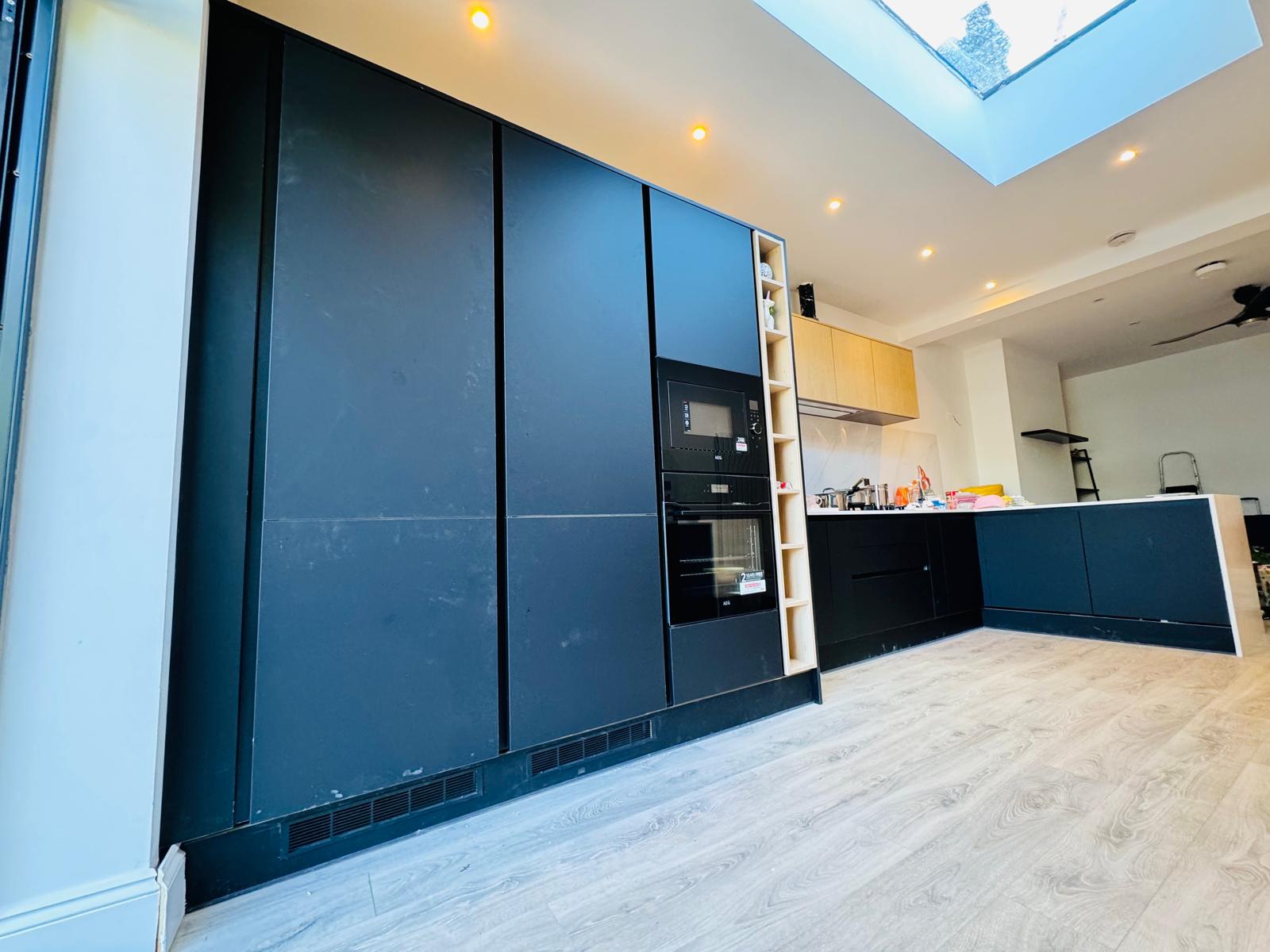 kitchen fitter in dagneham