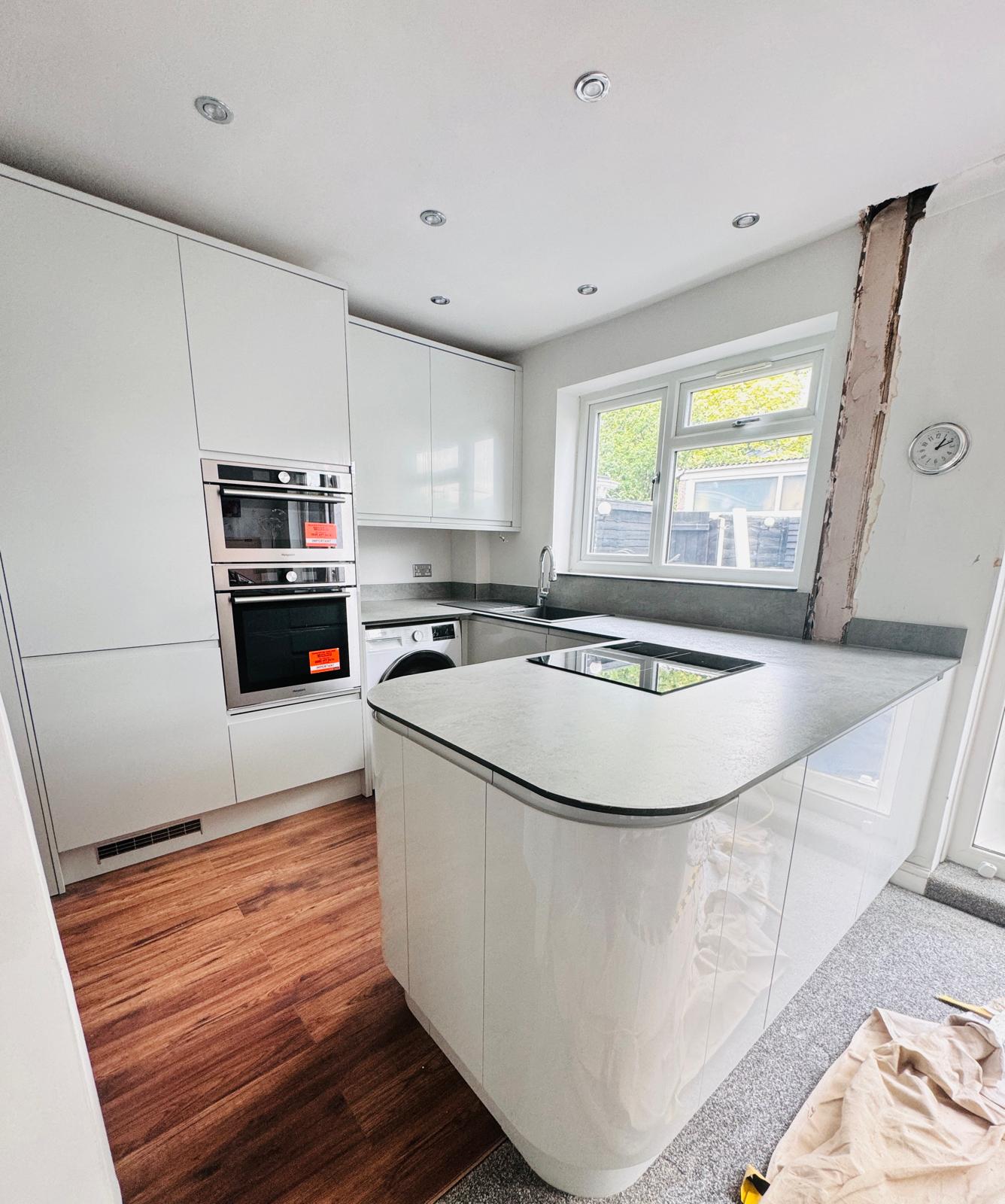 kitchen fitter in dagneham