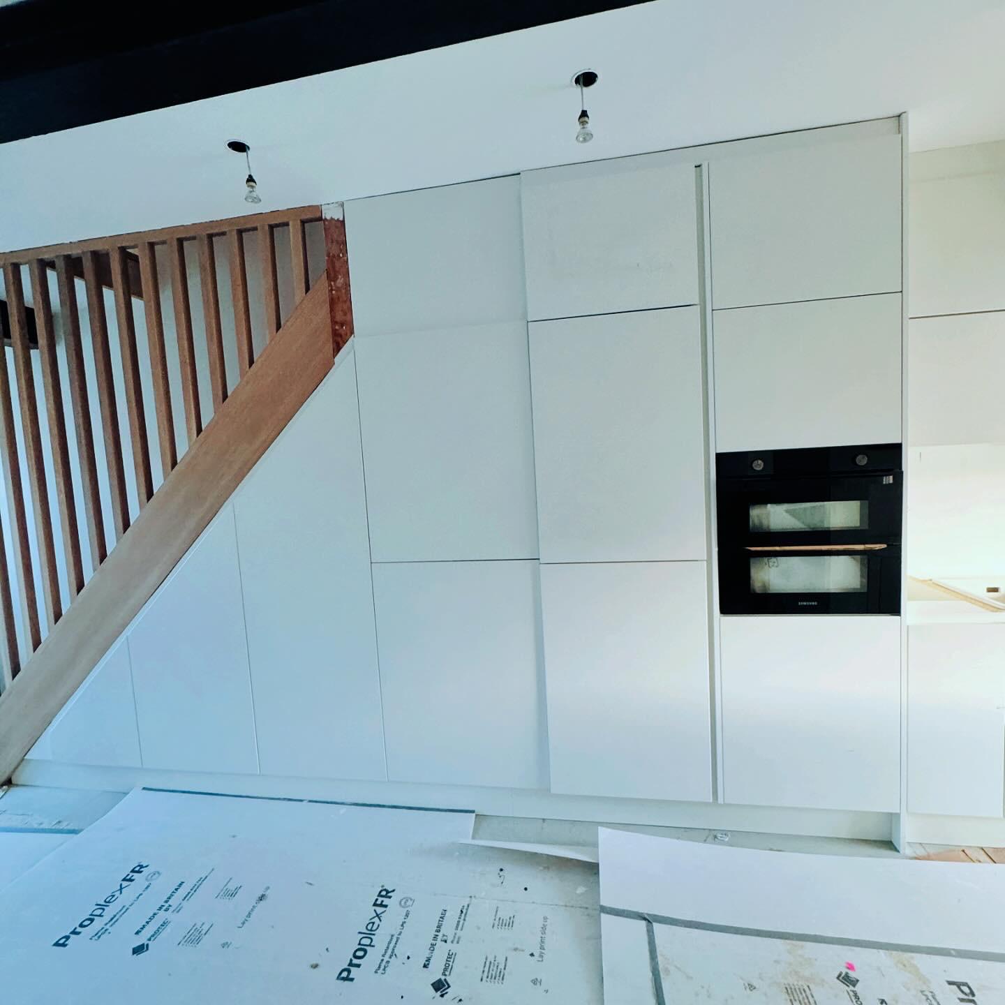 kitchen fitter in dagneham