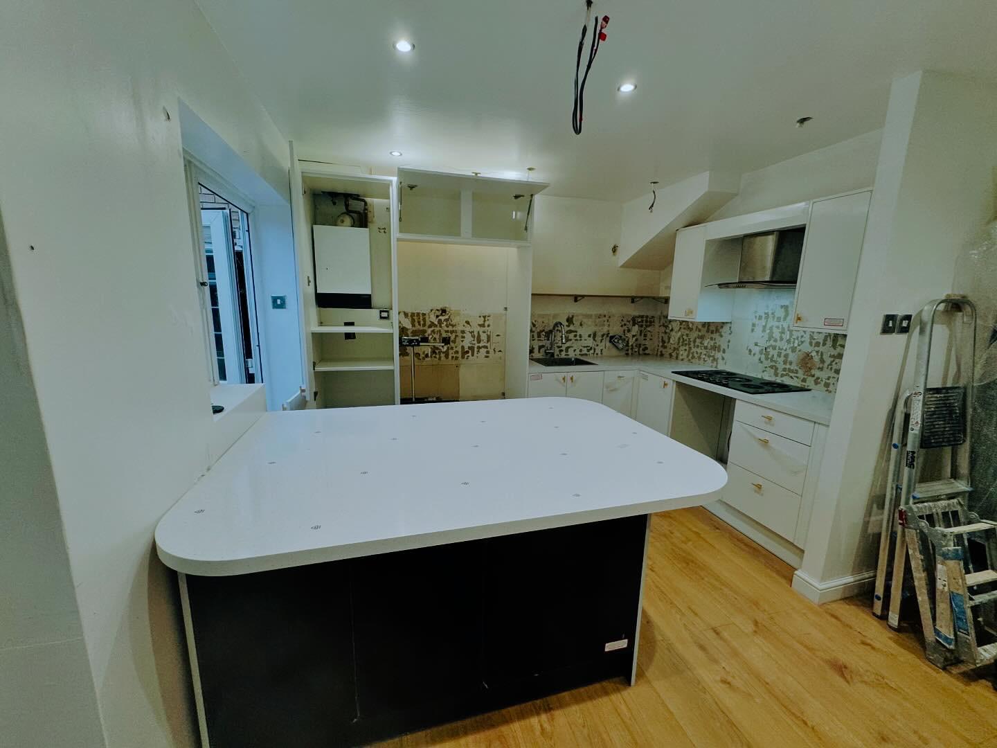 kitchen fitter in dagneham