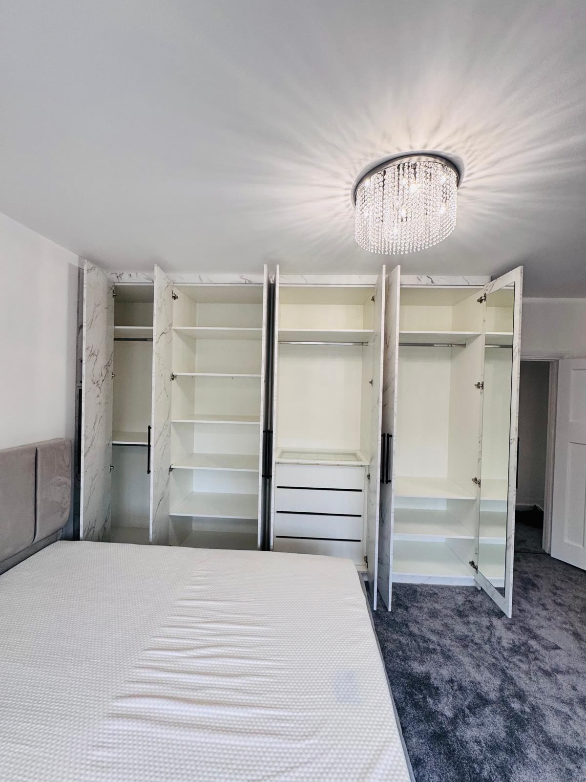 FITTED WARDROBE IN EAST LONDON