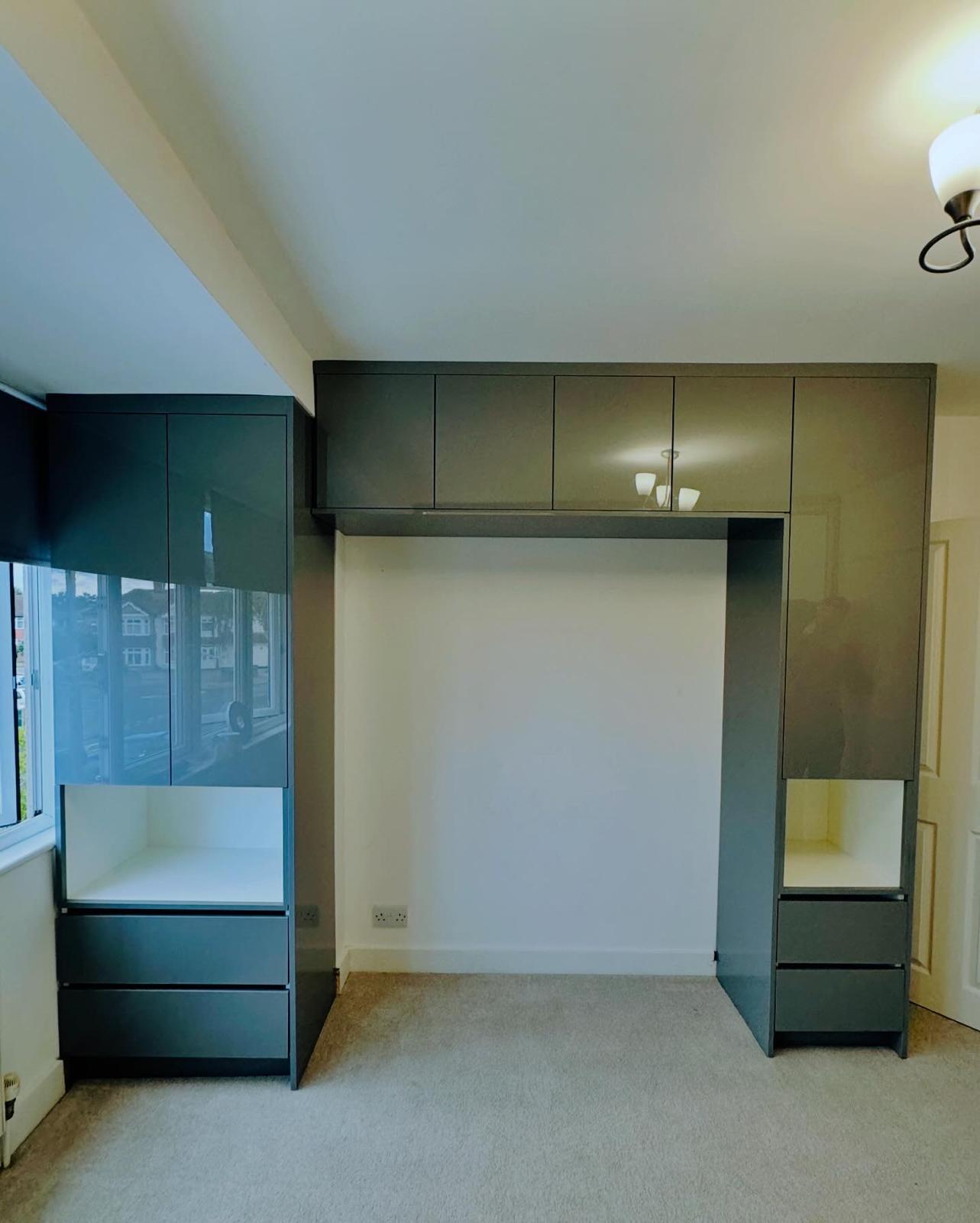 FITTED WARDROBE IN EAST LONDON