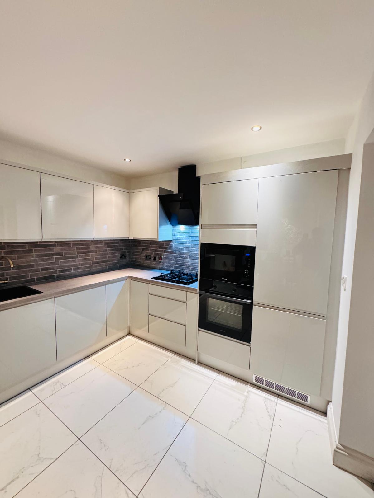 kitchen fitter in dagneham