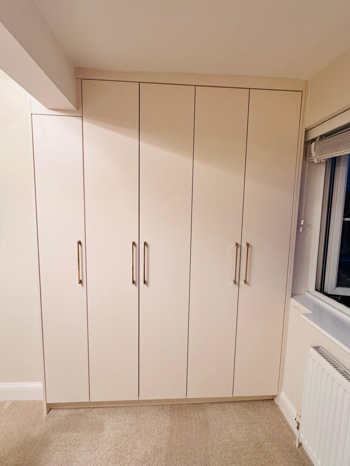 FITTED WARDROBE NEAR ME