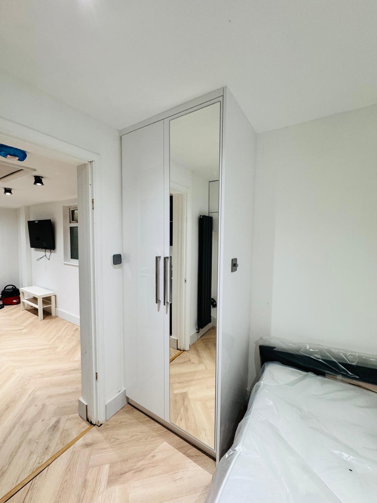 FITTED WARDROBE NEAR ME