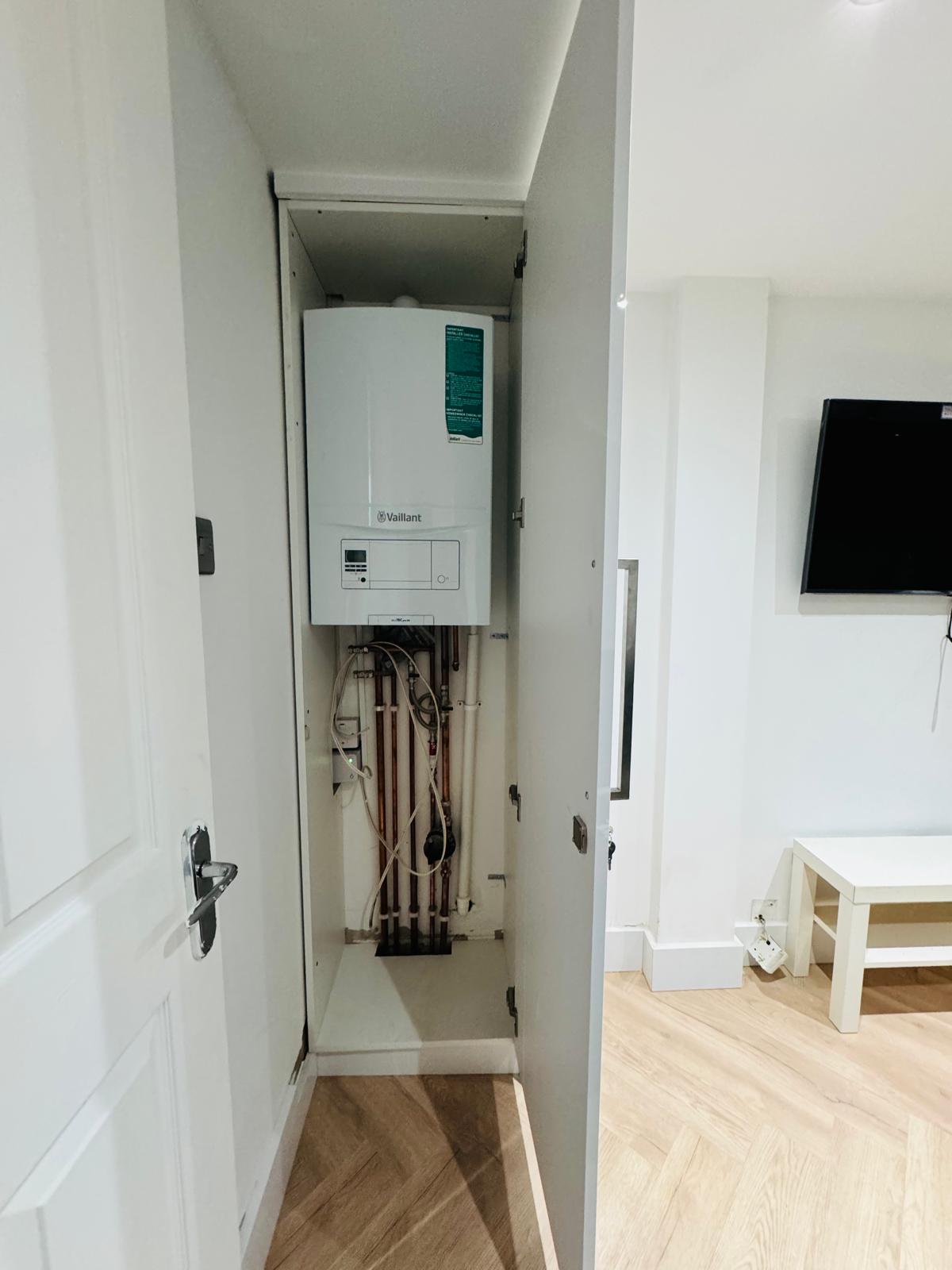 FITTED WARDROBE NEAR ME