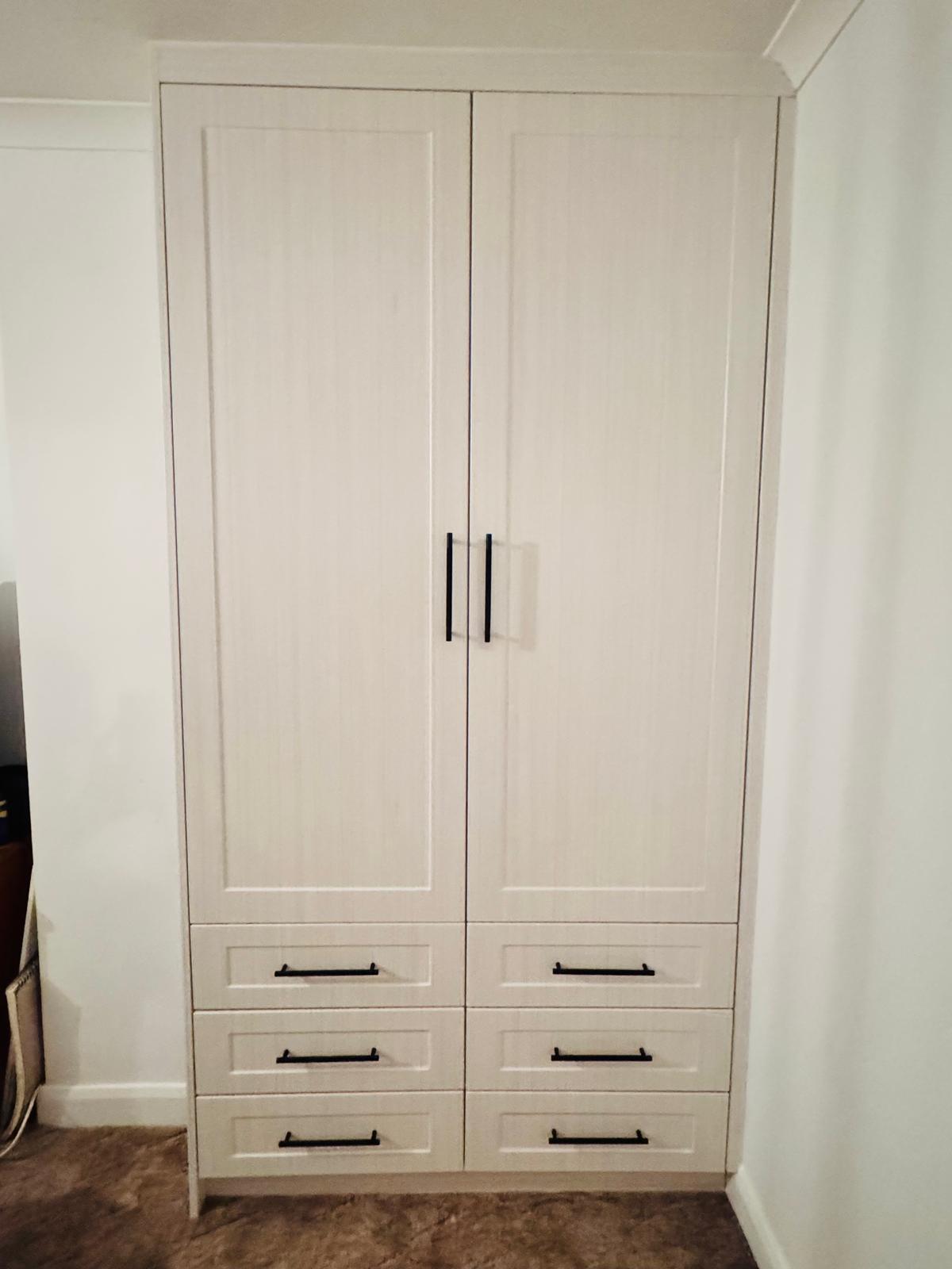 BEST FITTED WARDROBE DAGNEHAM