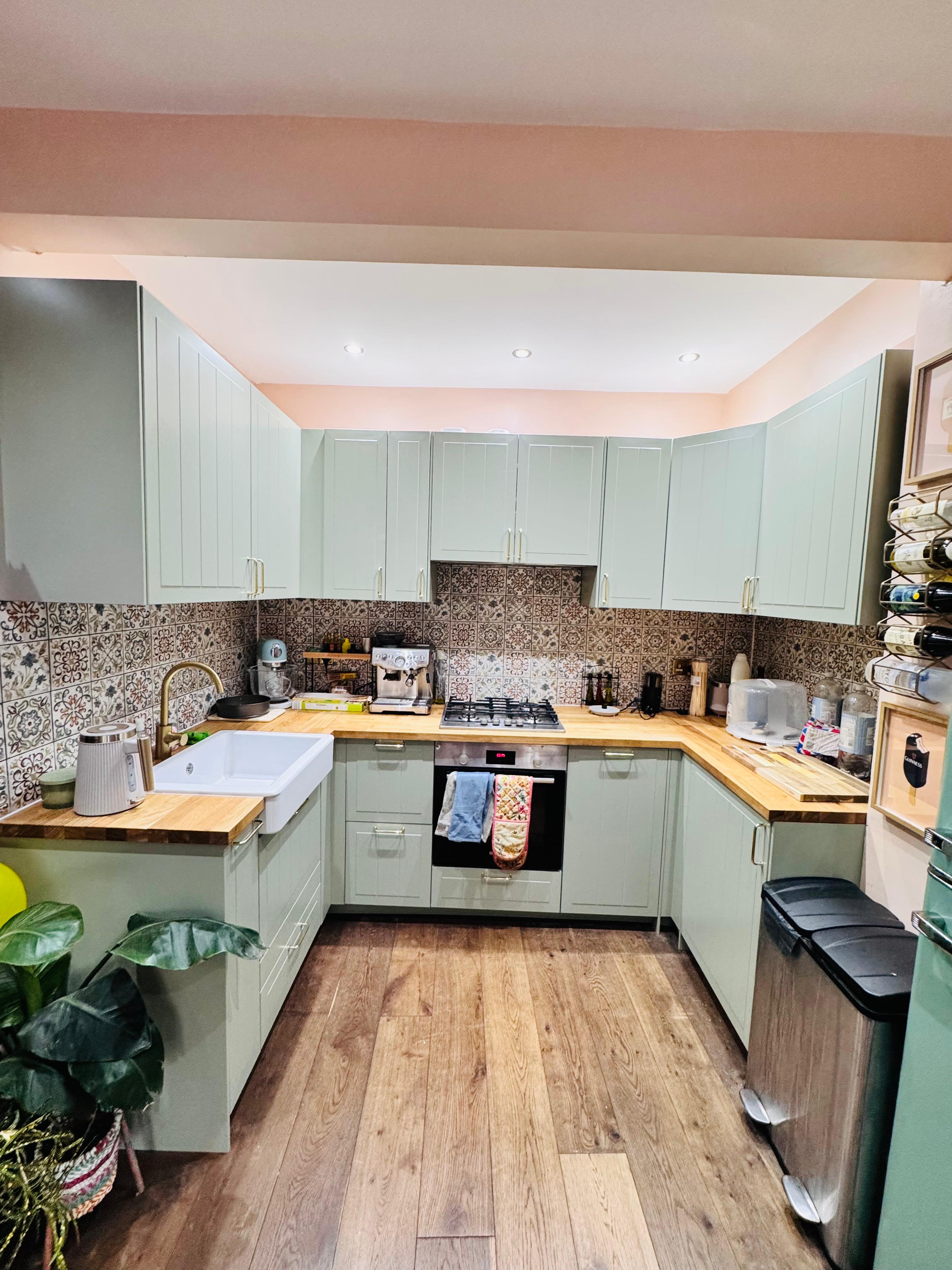 kitchen fitter in dagneham