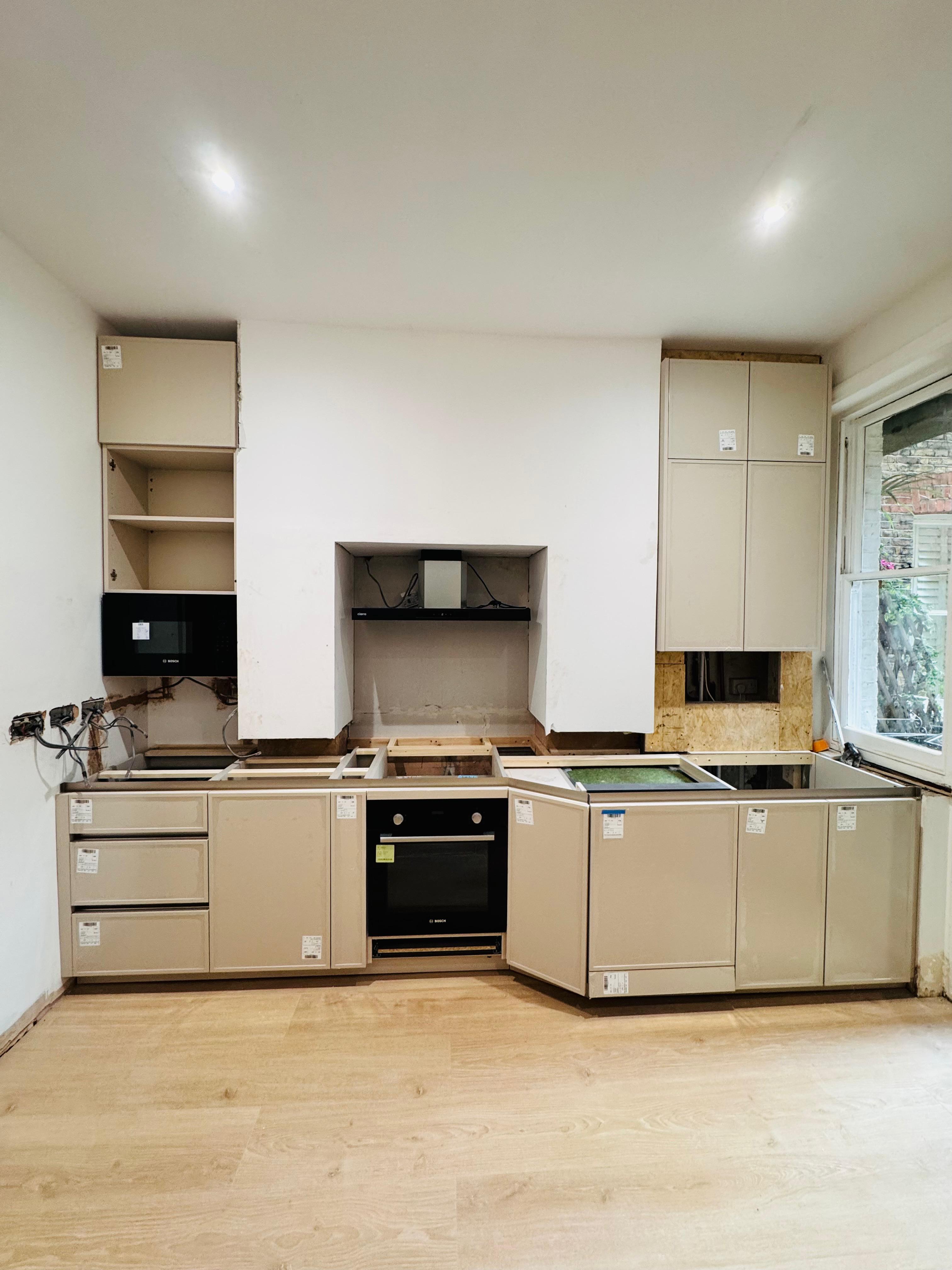 kitchen fitter in dagneham