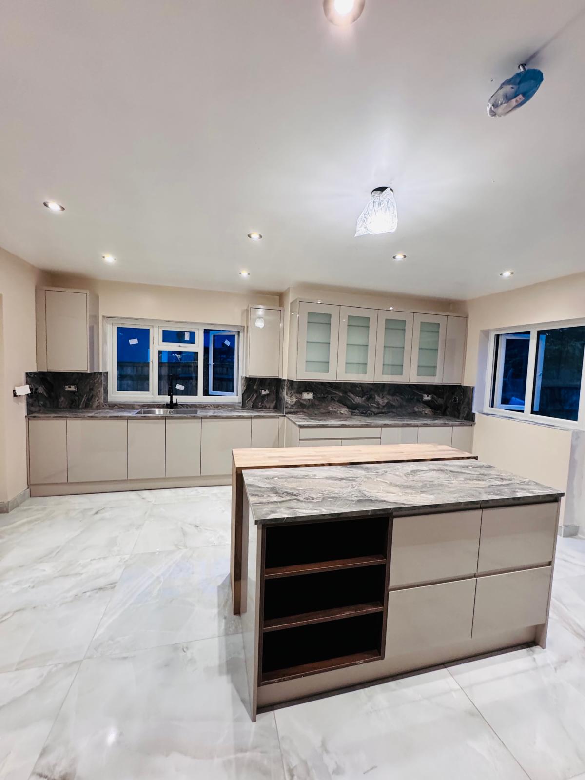 kitchen fitter in dagneham