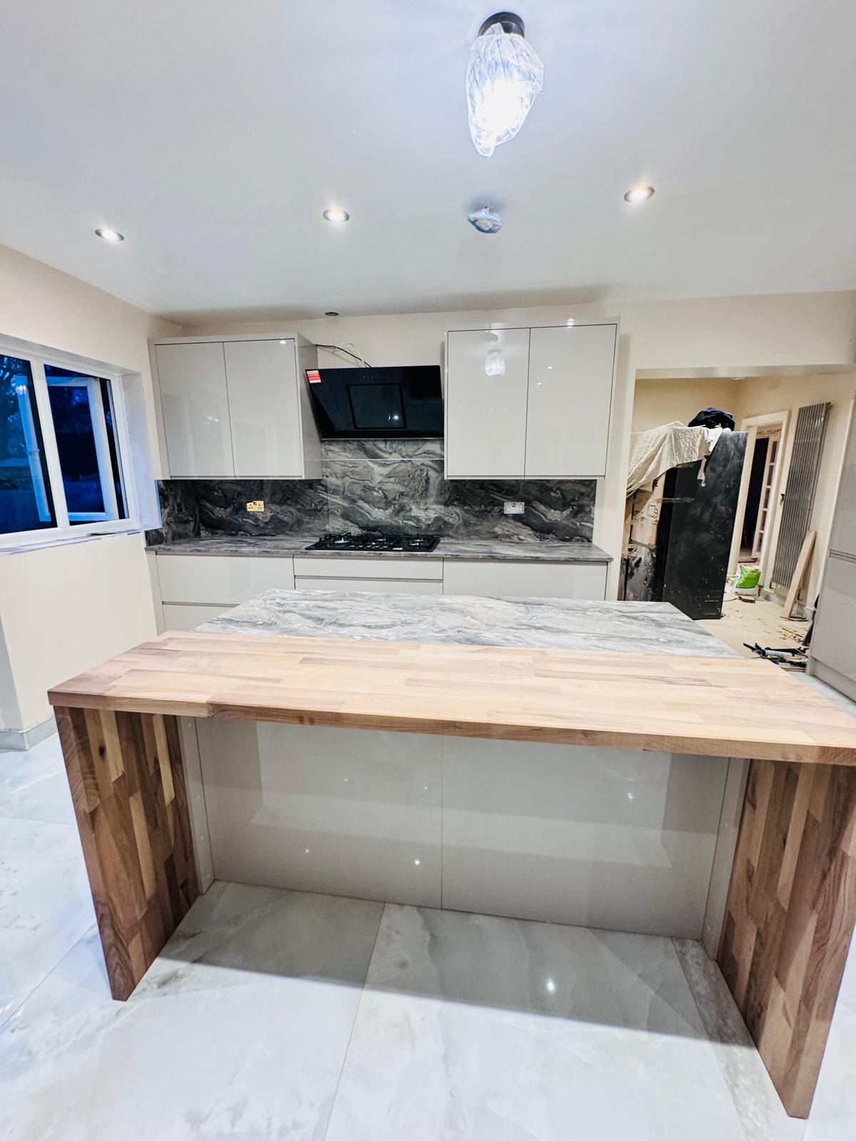 kitchen fitter in dagneham