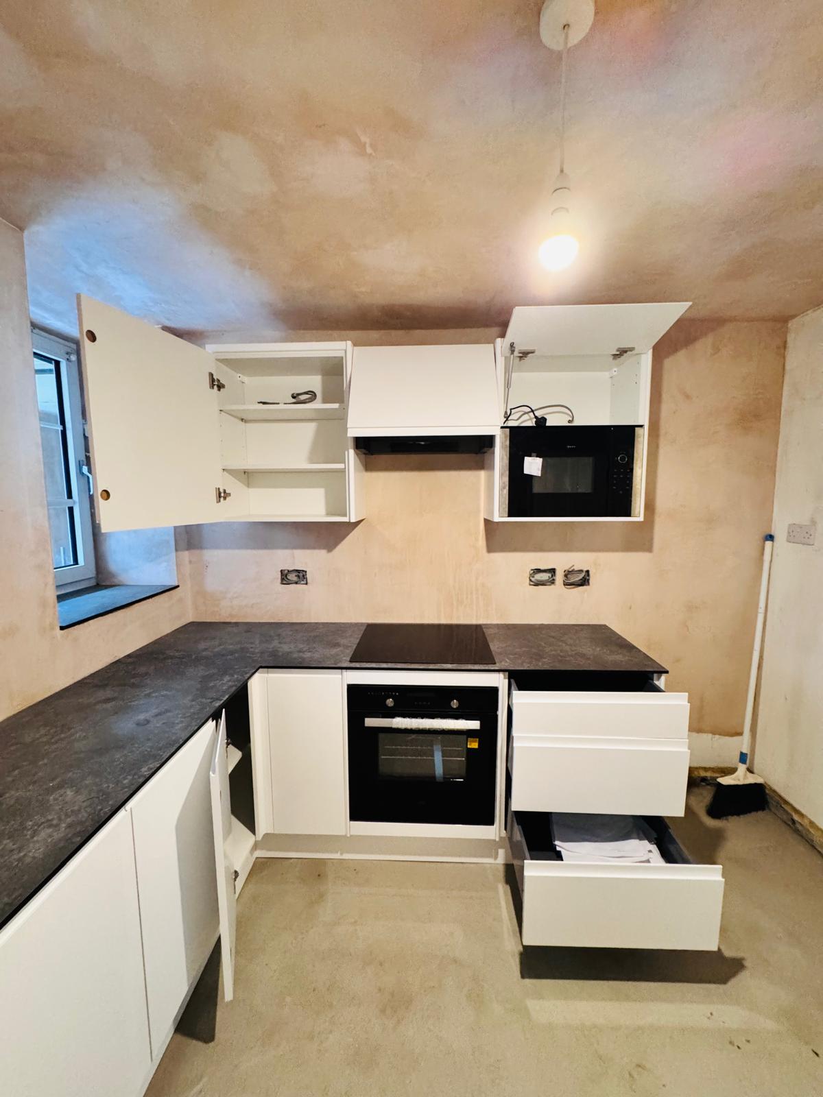 kitchen fitter in dagneham