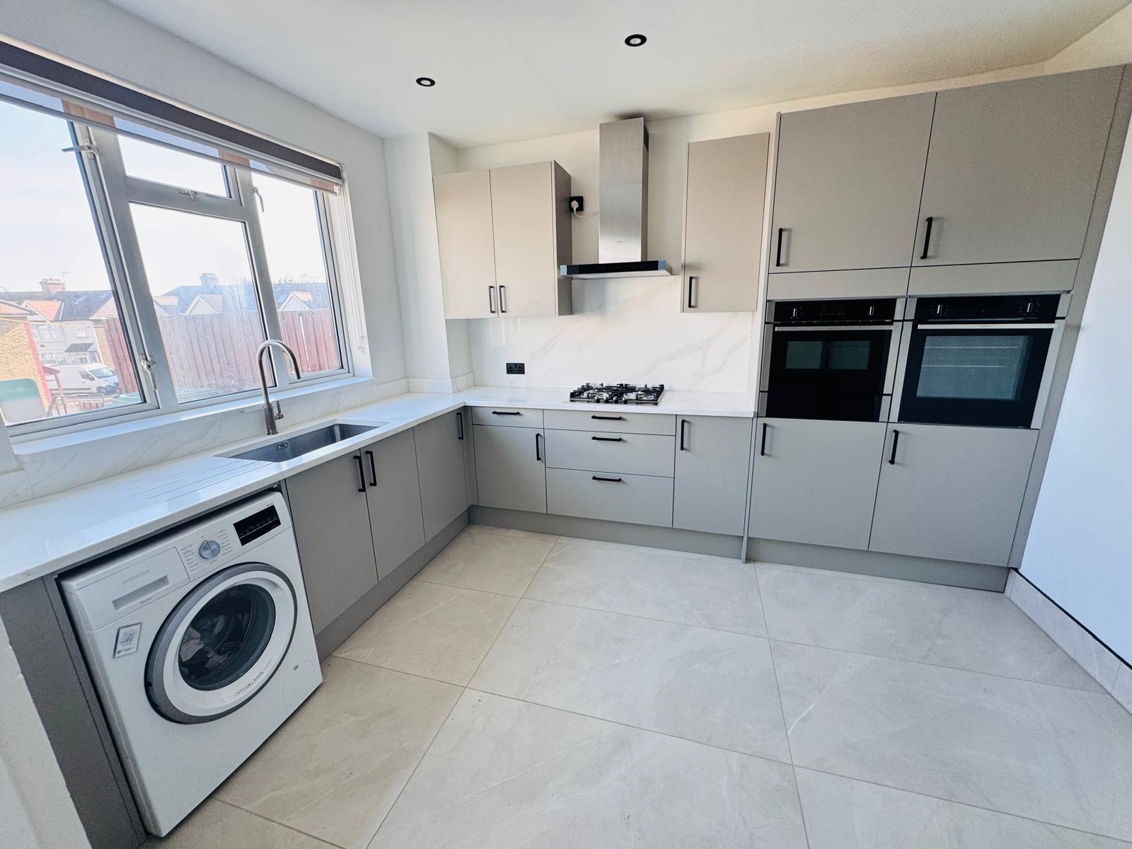 kitchen fitter in dagneham