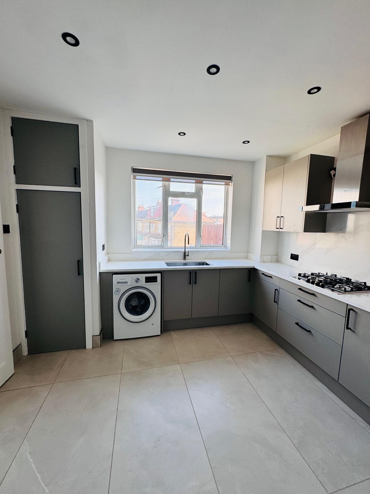 kitchen fitter in dagneham