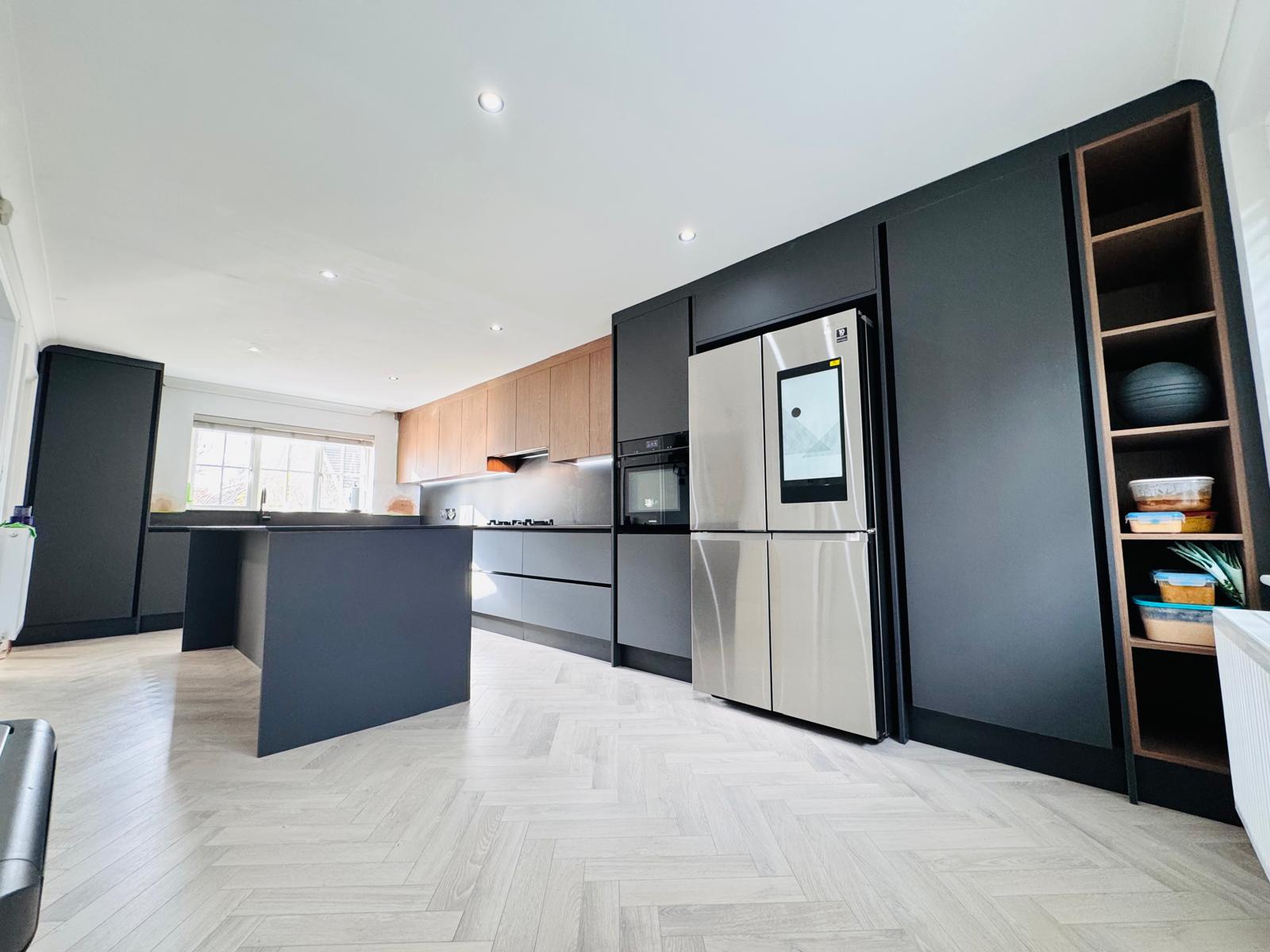 kitchen fitter in dagneham