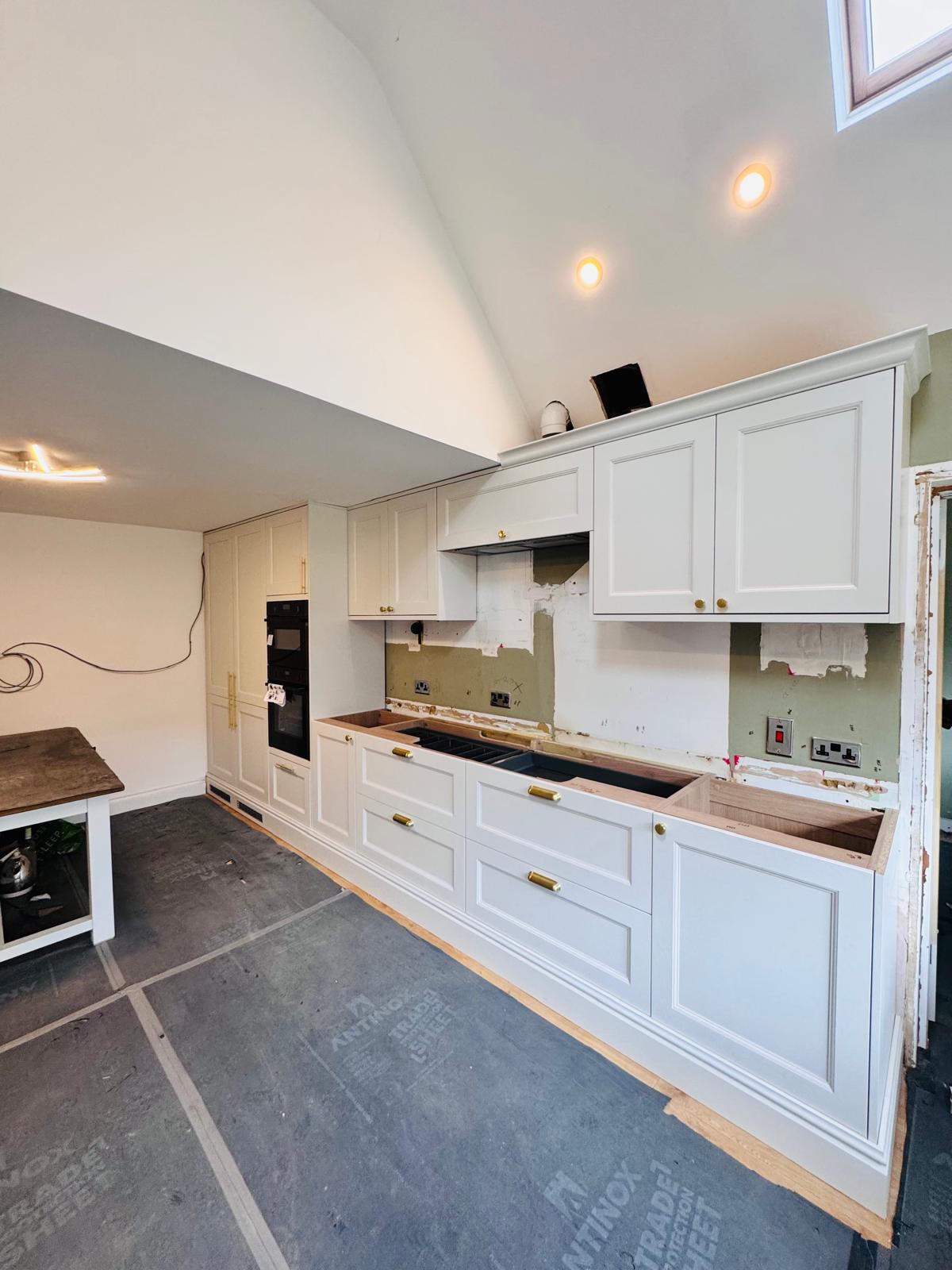 kitchen fitter in dagneham