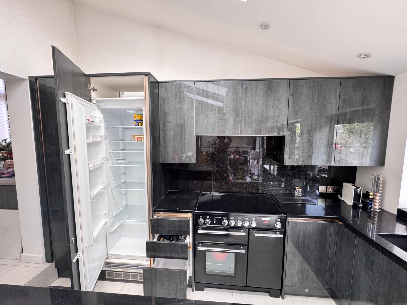 kitchen fitter in dagneham