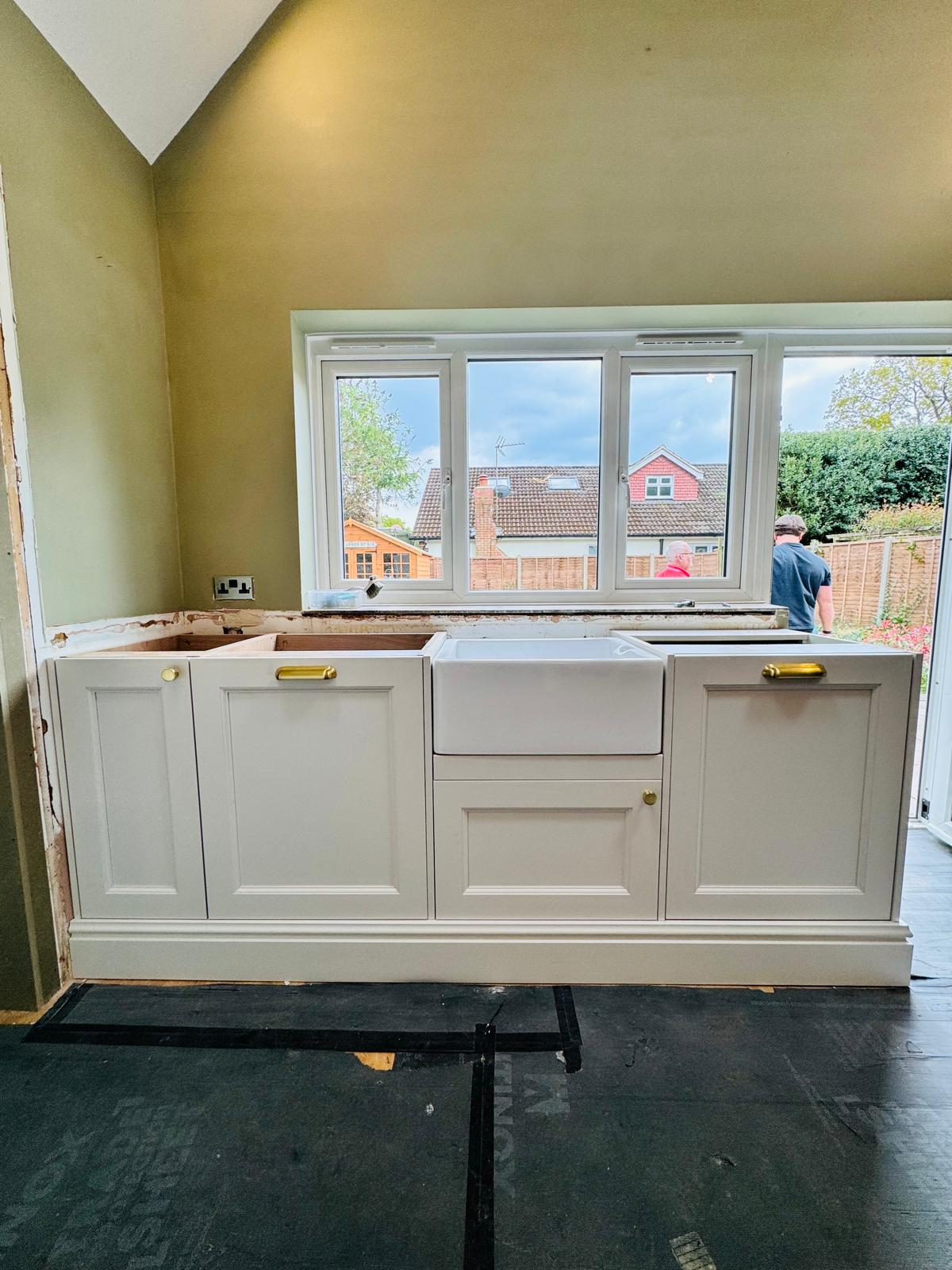 kitchen fitter in dagneham